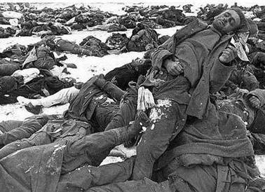 Mrtvoli ve Stalingradu.jpg