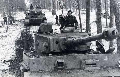 Německé Tigery I v zimě 1943 na východní frontě.jpg