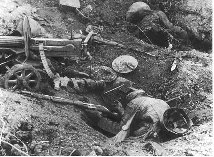 Mrtví sovětští vojáci.jpg