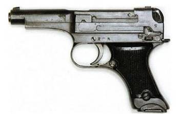 pistole typ 94 Shiki kenju.JPG