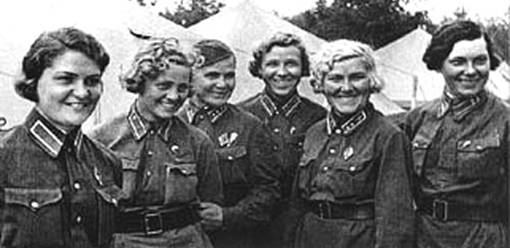 Sovětské letkyně 1.jpg